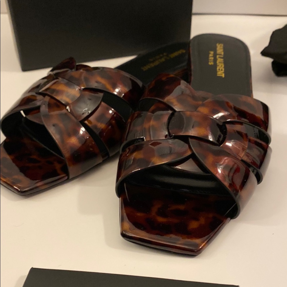 🚫SOLD🚫💰Saint Laurent Nu Pieds